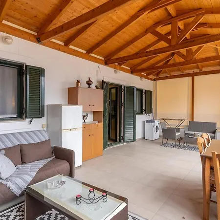 'kotronas Bay' House With View *